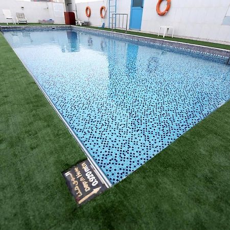 فندق سيجنتشر إن ديرة دبي المظهر الخارجي الصورة